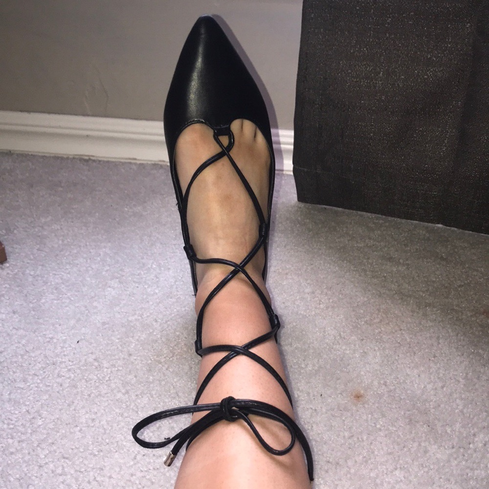 trendy lace up flats 